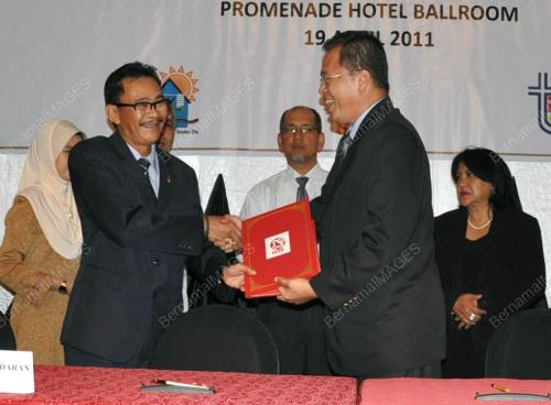 DATUK TAUFIK ABU BAKAR TITINGAN