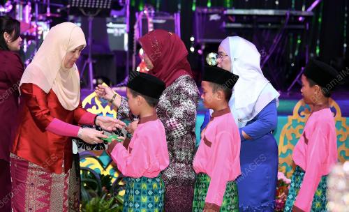 SB02_19062019_RAYA_DBKK