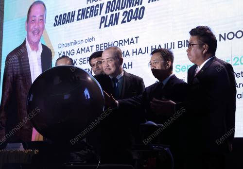 DATUK SERI HAJIJI NOOR