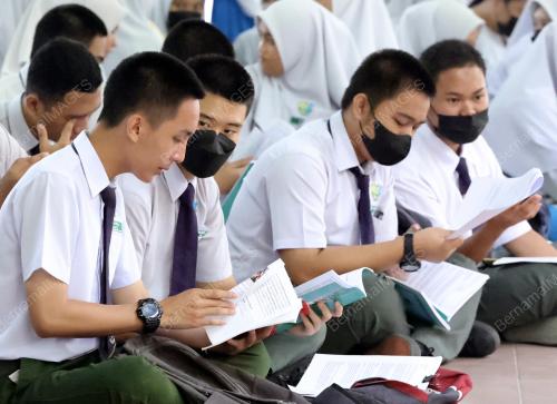 PELAJAR SPM SABAH