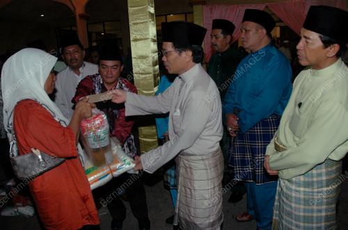 MOHD SHAFIE APDAL
