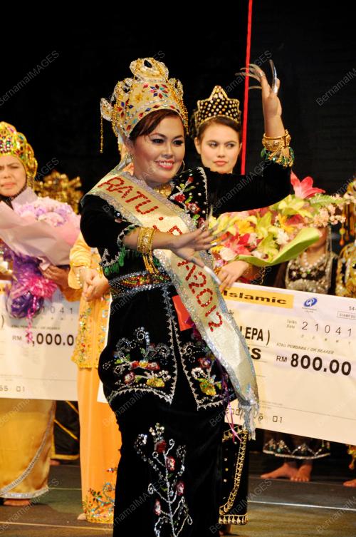 SB02_22042012_RATU_LEPA