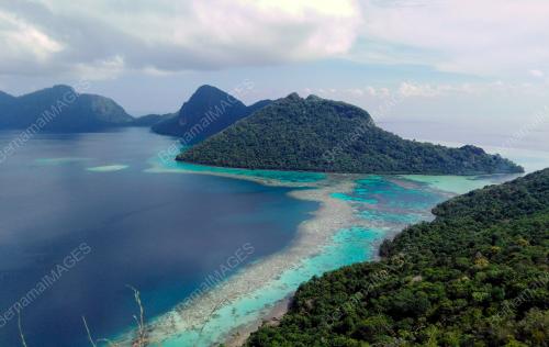 PEMANDANGAN PUNCAK PULAU BUHEY DULANG