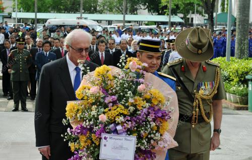 SB02_24042012_DUTA_AUST