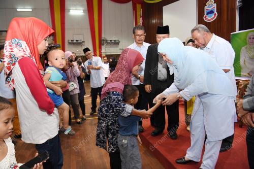 SB02_24052019_SUMBANGAN_YAYASAN