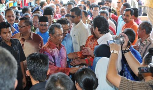 TAN SRI MUHYIDDIN YASSIN LAWAT KENINGAU
