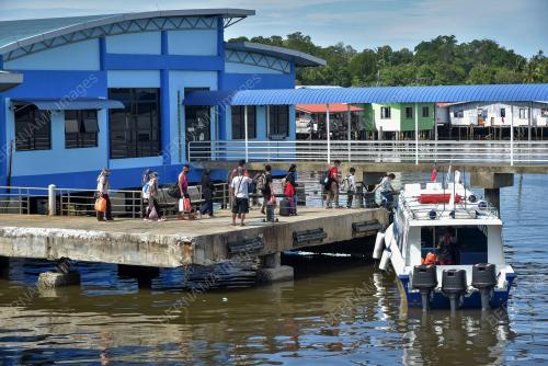 TERMINAL FERI DAN BOT MENUMBOK