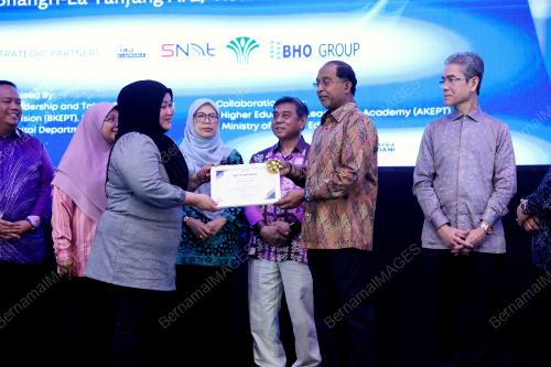 DATUK SERI DR ZAMBRY ABD KADIR