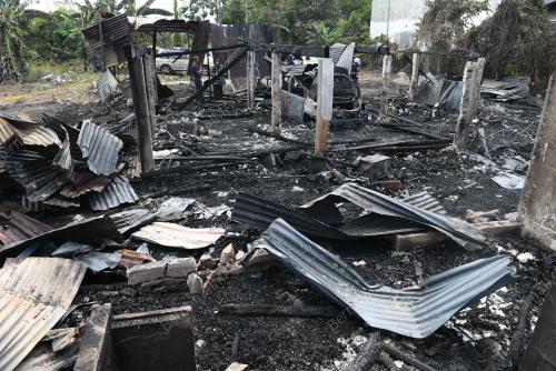 KEBAKARAN DI KAMPUNG BANDAU MEMBAKUT