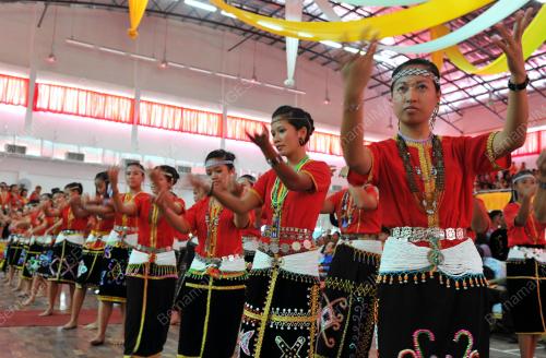 SUKUKAUM MURUT DI SABAH