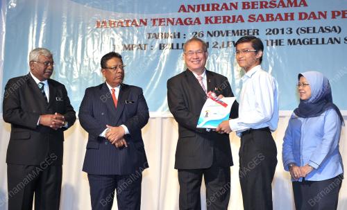 SB02_26112013_SIJIL