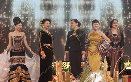 PESTA KAAMATAN DI SABAH