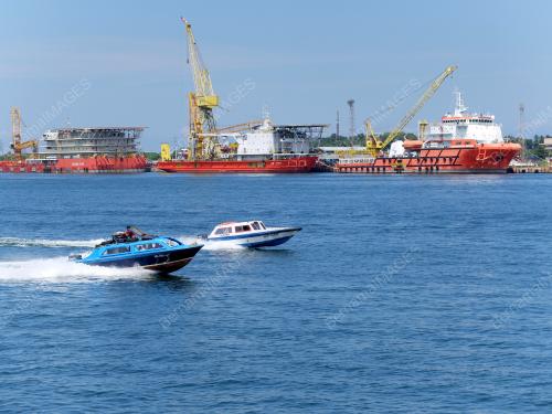 PENGANGKUTAN LAUT LABUAN