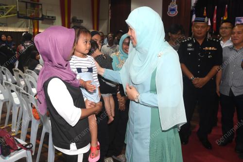 TOH PUAN NORLIDAH TAN SRI R.M.JASNI