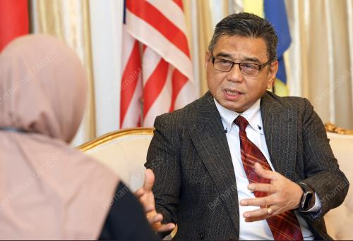 PROF DATUK DR KASIM MANSOR