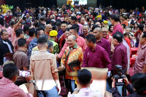 TAHUN BAHARU CINA