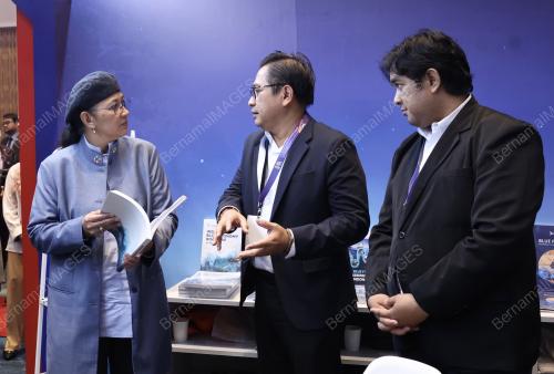 DATUK HANIFAH HAJAR TAIB