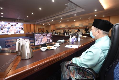 DATUK HAJIJI NOOR