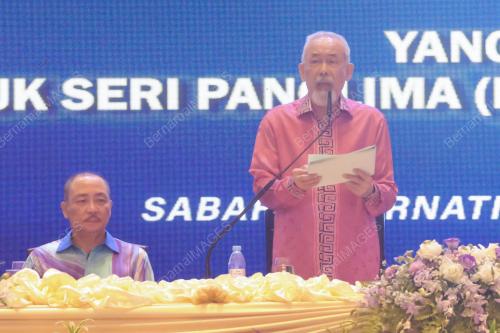 YANG DIPERTUA NEGERI SABAH TUN JUHAR MAHIRUDDIN