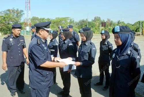 SB02_31032015_KADET_POLIS