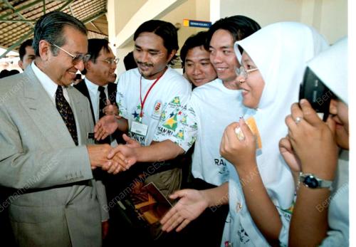 SB03-19_09_2000_JUMPA_PM_13012016