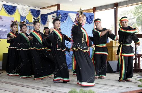 PEMBANGUNAN PITAS