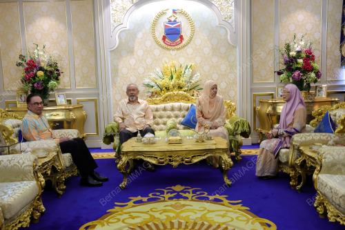 TUN JUHAR MAHIRUDDN