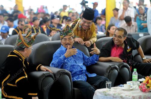 SB03_01052013_PESTA_KAAMATAN