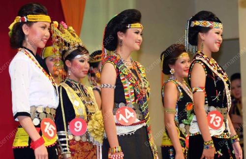 UNDUK NGADAU KAAMATAN