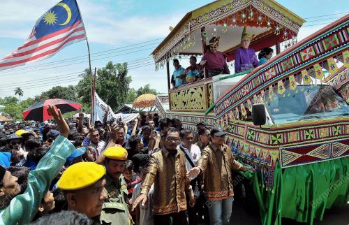 SB03_02092012_MESRA_ADILFITRI