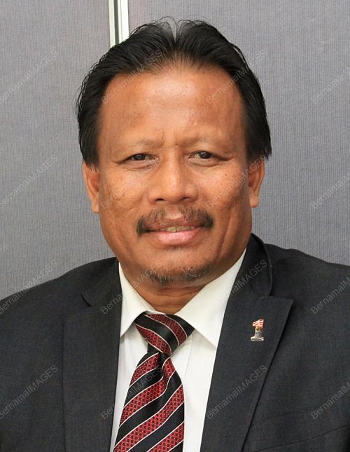 SB03_02102017_AZMI_AWANG
