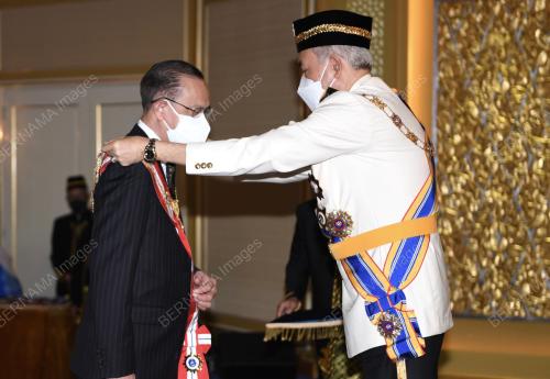 TUN JUHAR MAHIRUDDIN