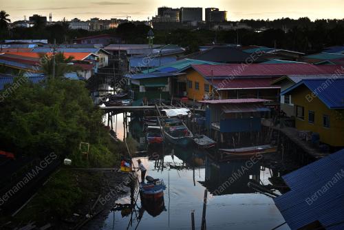 TINJAUAN CUACA JANGKA PANJANG