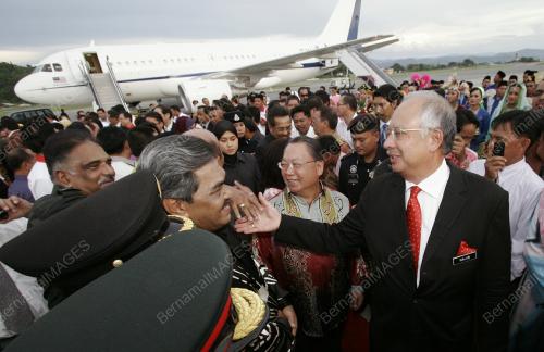 MOHD NAJIB TUN ABDUL RAZAK