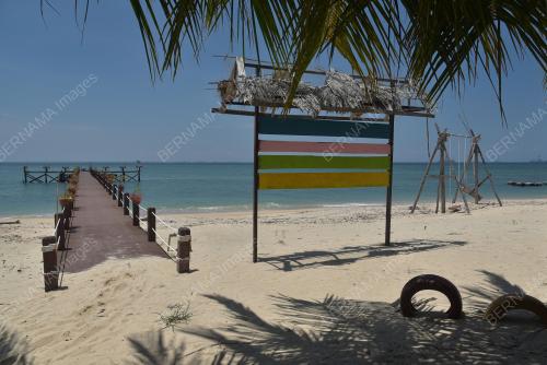 SB03_04082021_TAMAN_LAUT