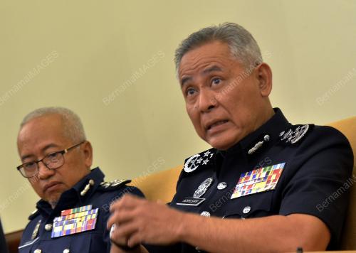 TAN SRI ACRYL SANI ABDULLAH SANI