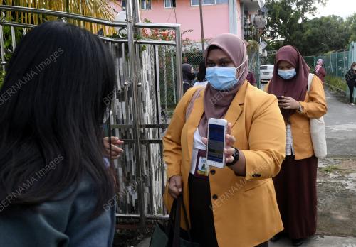 PEMBUKAAN SEKOLAH SECARA BERSEMUKA