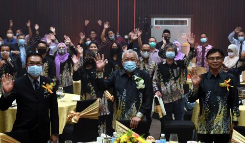 DATUK BUNG MOKTAR RADIN