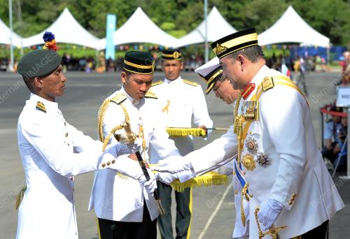 SB03_06072013_PEDANG_SULTAN