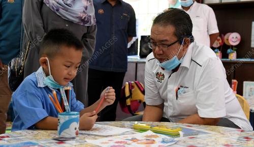 DATUK DR. ABDUL LATIF AHMAD