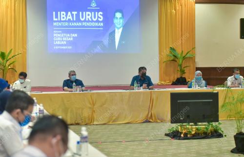 SENATOR DATUK DR MOHD RADZI MD JIDIN