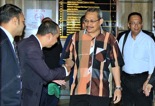 SB03_06102017_DZULKIFLI