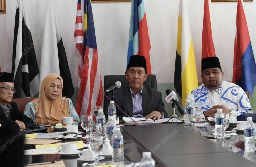 DATUK SAPAWI AHMAD