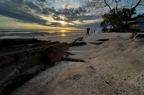 HAKISAN_PANTAI