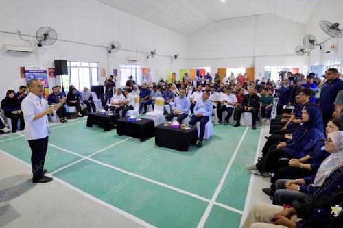 DATUK FAHMI FADZIL