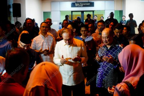 DATUK SERI ANWAR IBRAHIM