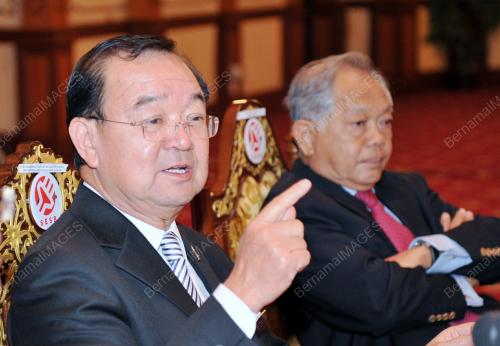 DATUK PETER CHIN FAH KUI