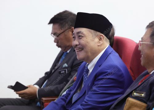 DATUK HAJIJI NOOR