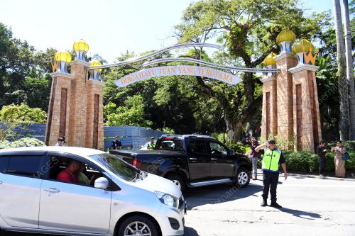 SB03_10052018_ISTANA_POLIS