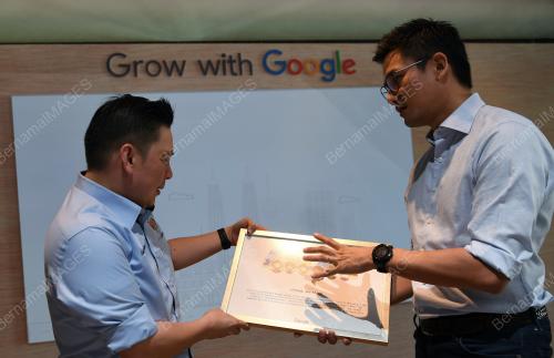 SB03_10052019_GOOGLE
